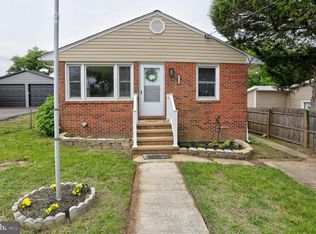 7816 Harbor Dr, Baltimore, MD 21226