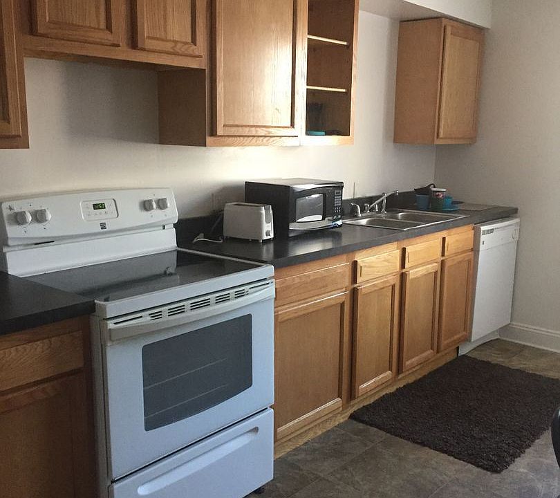 2nd image of 15-21 Beechurst Ave #10775109