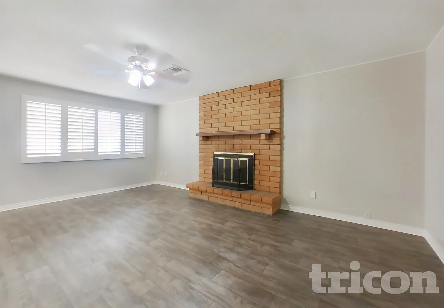 4009 W Hayward Ave Phoenix AZ — Photo 4