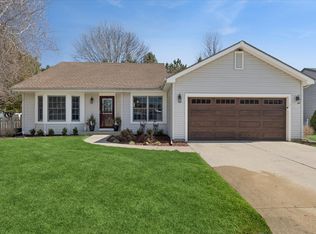 204 S Carriage Trl, McHenry, IL 60050
