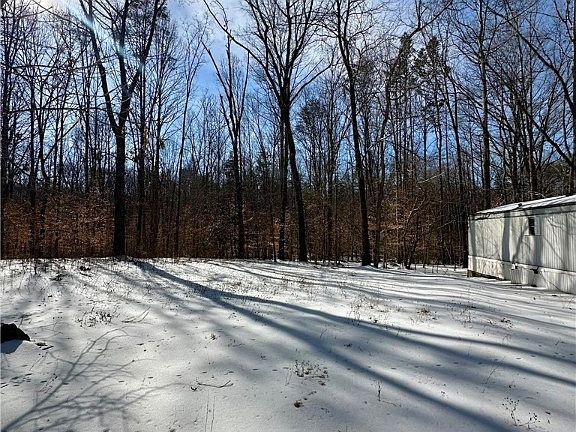 4th image of 395 Holly Grove Est