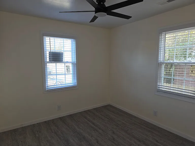 730 Dantzler St NE — Photo 6