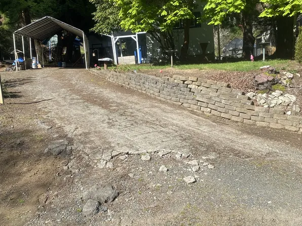 63416 Railroad Rd, Coos Bay, OR 97420