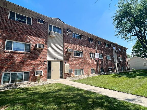 5th image of 1152 Evans Ave #2