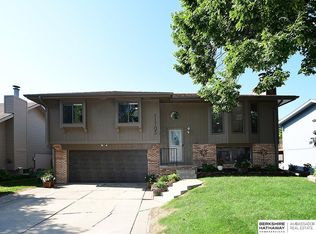 11105 Monroe St, Omaha, NE 68137