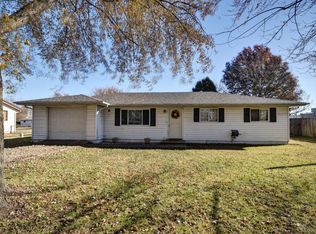 924 Looney St, Mount Vernon, MO 65712