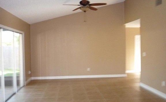 2nd image of 1021 Kelsey Ave