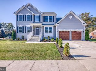 492 Buttonwood Ave, Maple Shade, NJ 08052