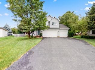 241 Spring Ct, North Aurora, IL 60542