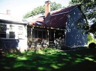 2 Henry St, Fairhaven, MA 02719