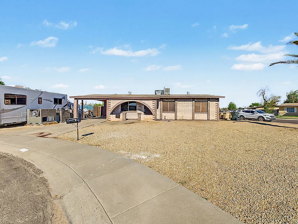 5123 N 68th Ave