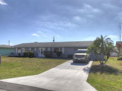 137 Dartmouth Dr NW, Pt Charlotte, FL, 33952