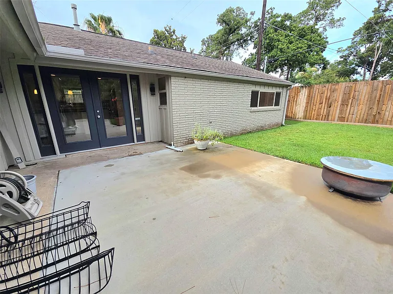 1763 Maux Dr — Photo 32