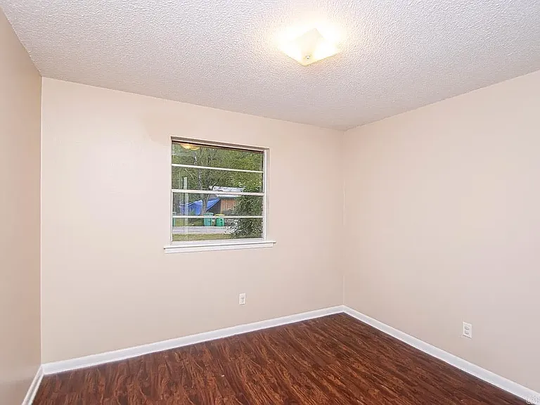 17 Compass Point — Photo 17