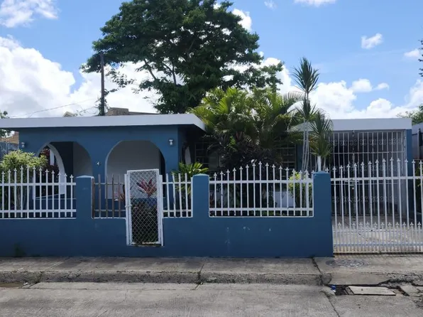 Urb Jardines Pla Calle Santini #C-8, Caguas, PR 00725