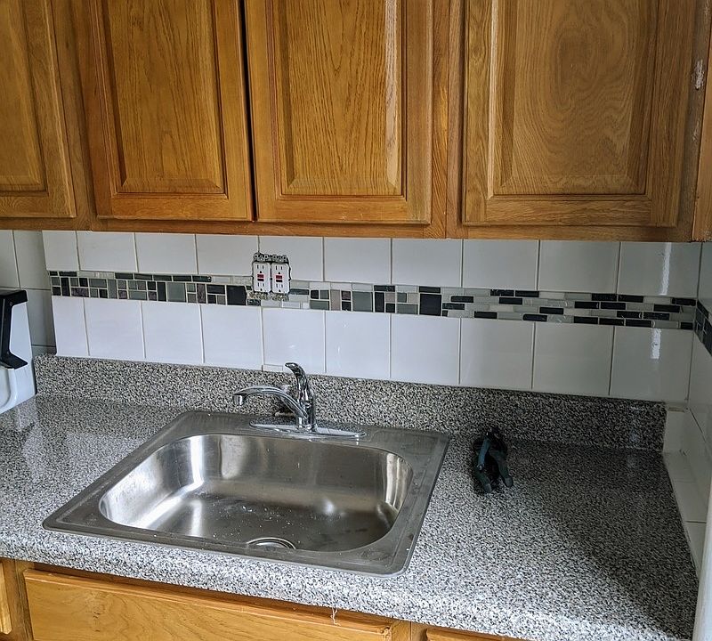 1st image of 31-12 32nd St #4REAR