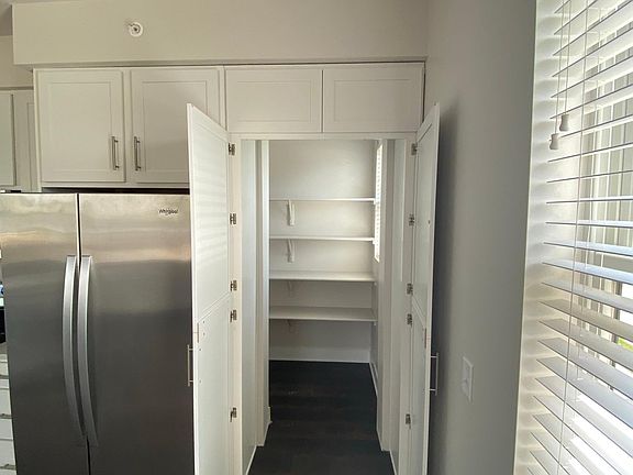 5th image of 10433 S 131st St #201