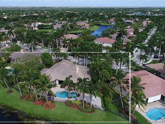 5th image of 2539 Montclaire Cir
