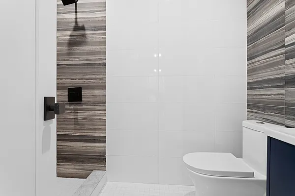 Rented by Safdie Realty Group | media 17