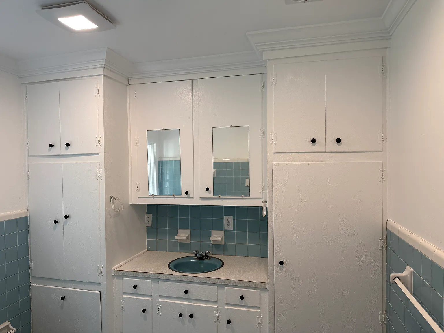 3 bed, 1836 sqft, $1,350 — Photo 2