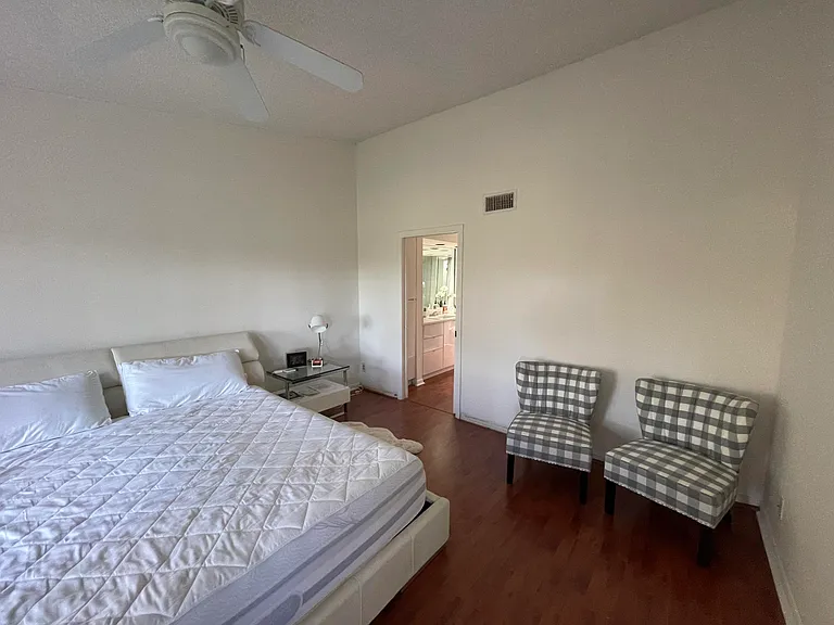 7473 Glendevon Ln #407 — Photo 13