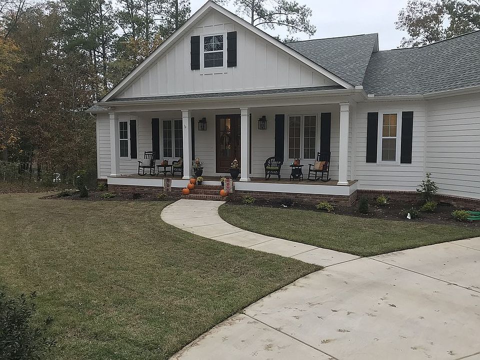 2nd image of 116 Harrison Hill Ct