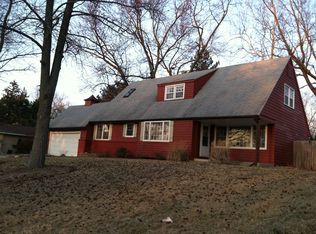 5702 N Biltmore Ave, Peoria, IL 61614