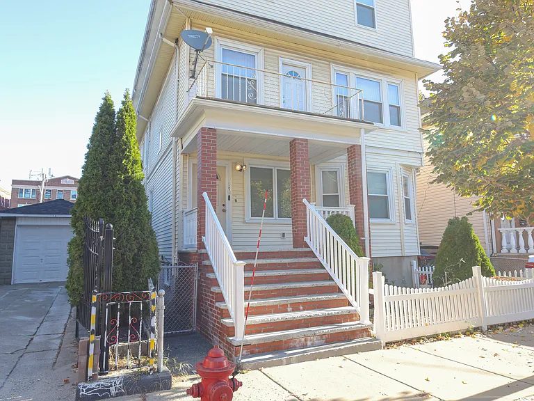 17 Maple Ave — Photo 8