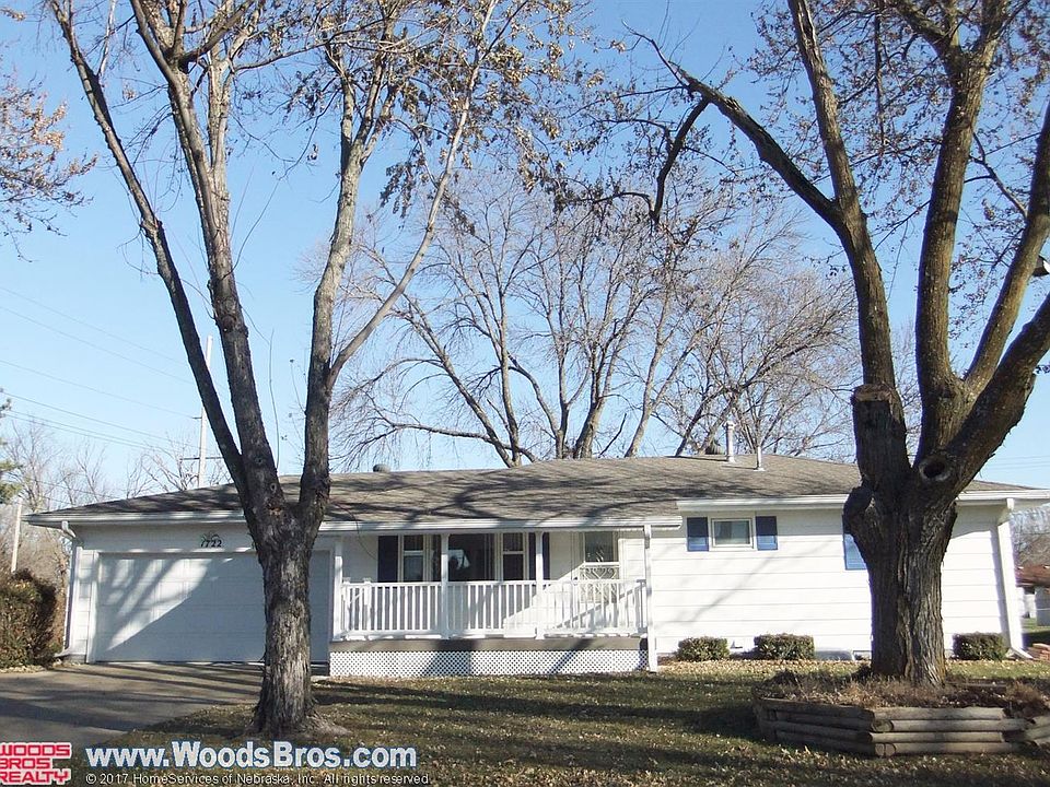 1722 N 16th St Beatrice NE 68310 Zillow