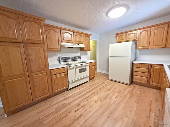 5th image of 1516 Zenda St