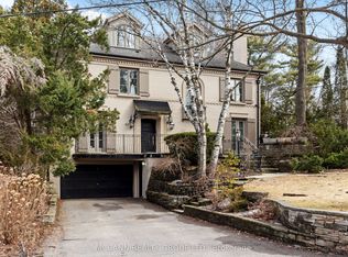 27 Strathgowan Cres, Toronto, ON M4N 2Z6