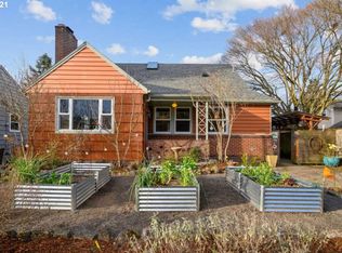 2115 NE Rosa Parks Way, Portland, OR 97211