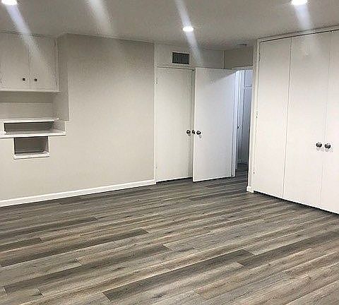 Bonus Room/ Bedroom.