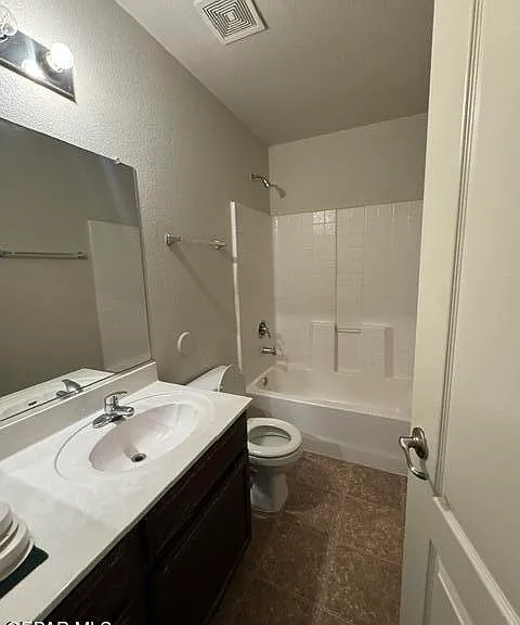 2508 Sparrow Point St — Photo 26