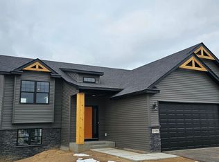 407 NW Bluebird Dr NW, Isanti, MN 55040