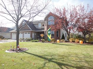 N9463 Rosebud Ln, APPLETON, WI 54915