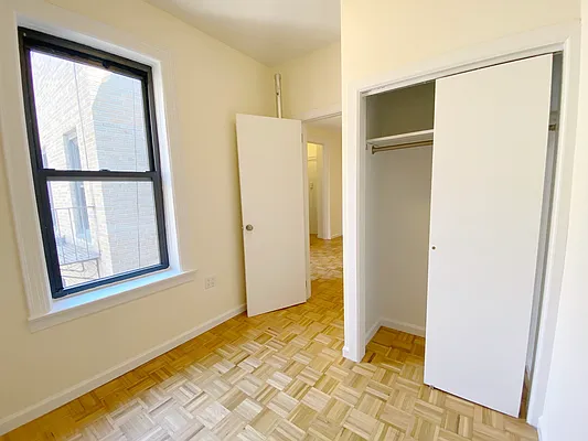 Rented by City Connections Realty | media 19