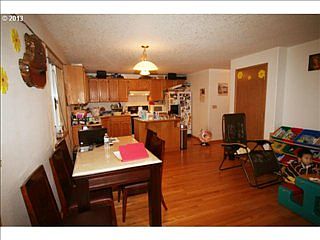 5th image of 10307 NE 71st St