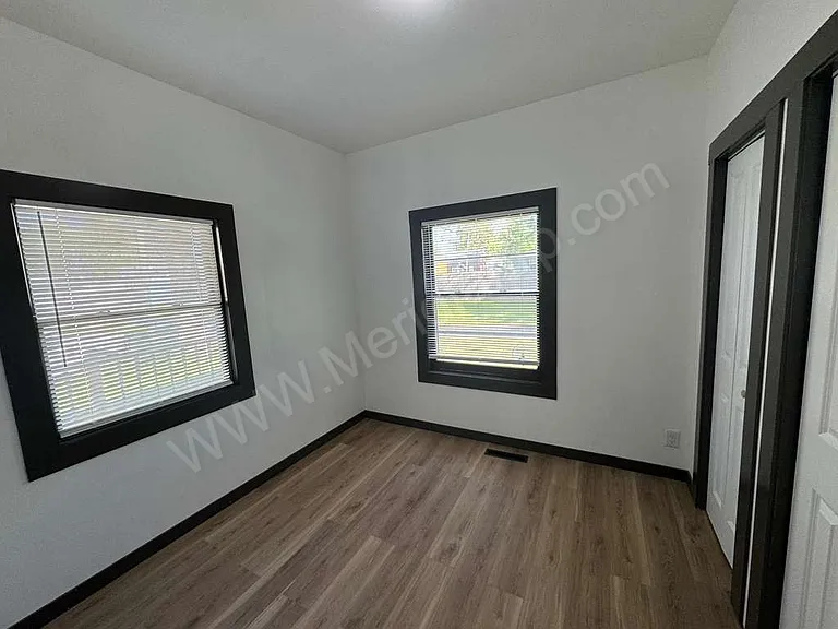 719 S Morgan St — Photo 4