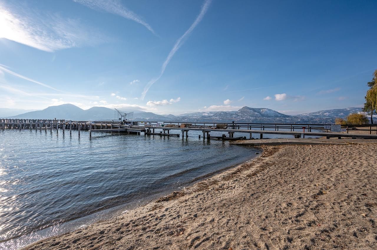 440 Dorothy Ave, Naramata, BC V0H 1N1 Zillow