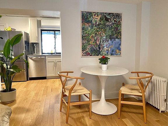 5th image of 453 Sackett St #1
