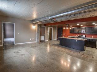 320 S Court St #306, Medina, OH 44256