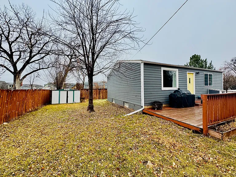 2428 Canyon Lake Dr — Photo 14