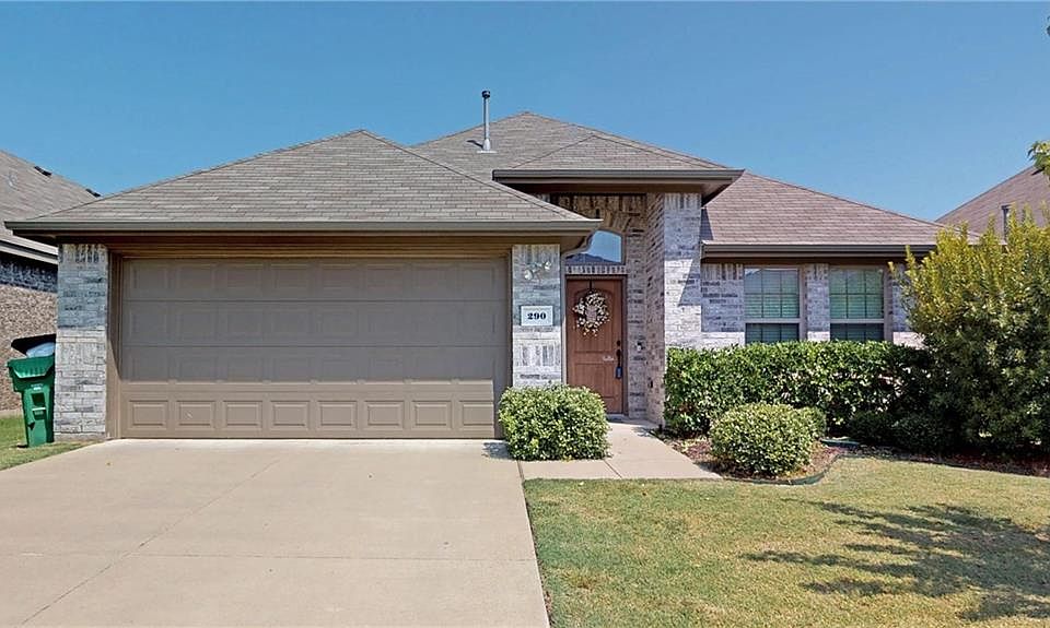1st image of 290 Blackhaw Dr