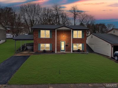 5376 Ville Rosa Ln, Hazelwood, MO, 63042