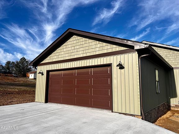 2nd image of 1237 Paige Way