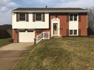 3163 New Hampshire Dr, Lower Burrell, PA