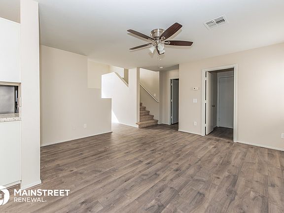 4th image of 3922 Via Lucia Dr