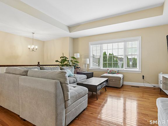 5th image of 108 Dudley Street
