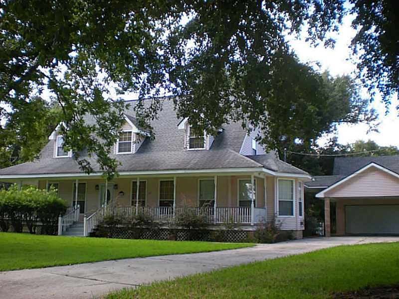 1st image of 204 Sarah Victoria Dr